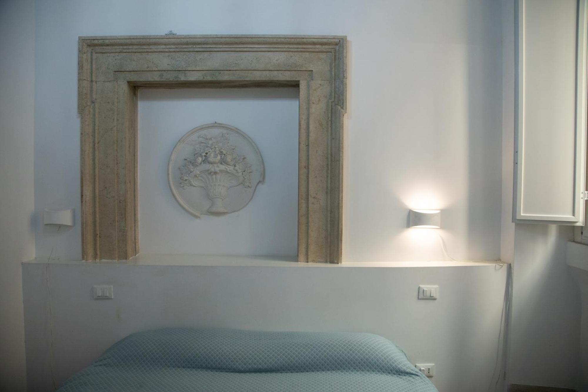 Flowers Apartments Rome City Center — Photos 2